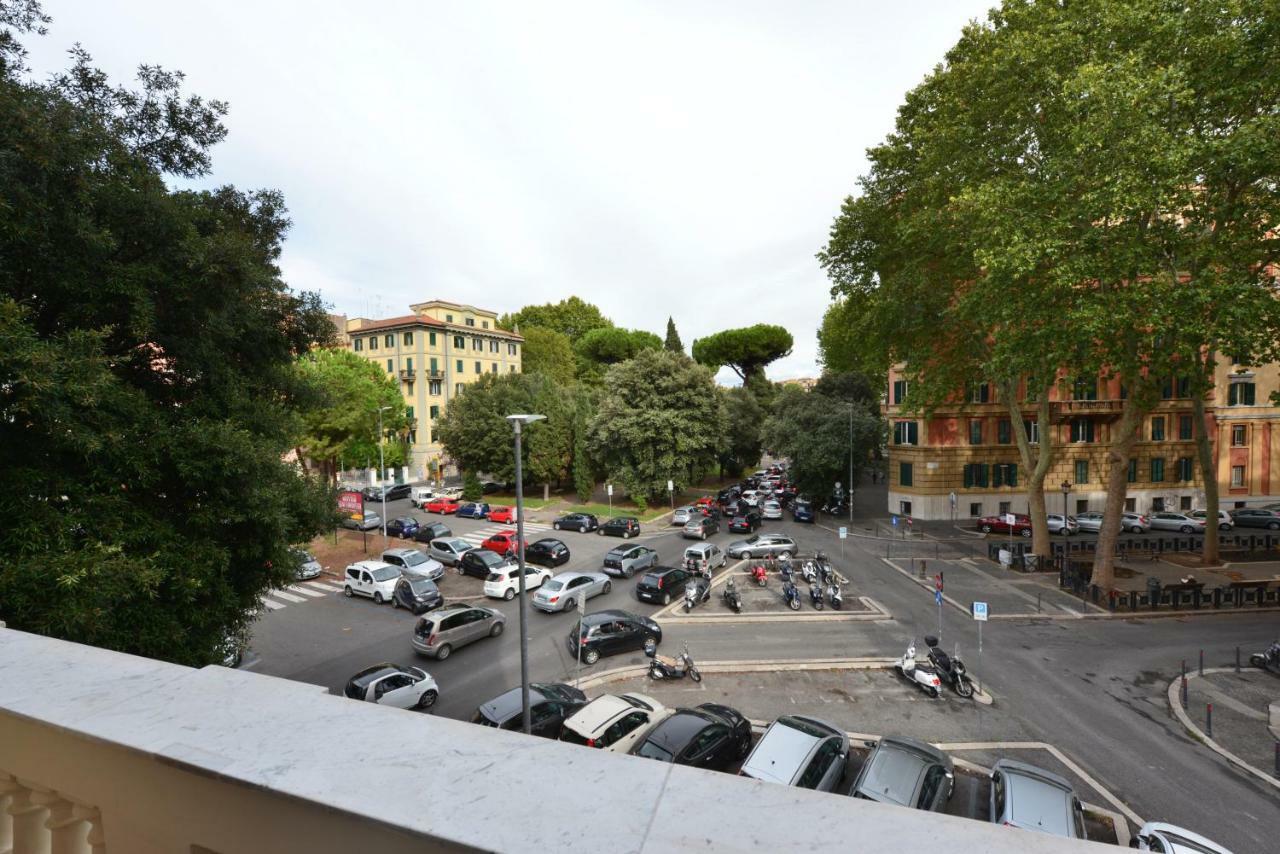 Fabio Dei Velapazza Guesthouse Rome Exterior photo