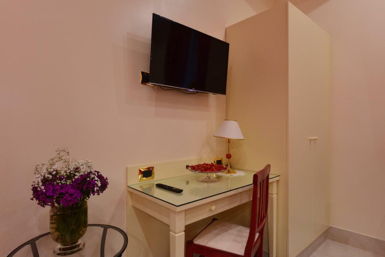Fabio Dei Velapazza Guesthouse Rome Exterior photo